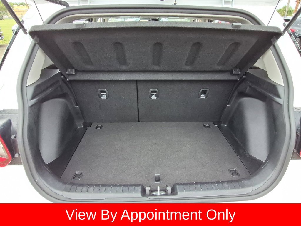 Used 2026 Hyundai Venue SEL FWD image 27