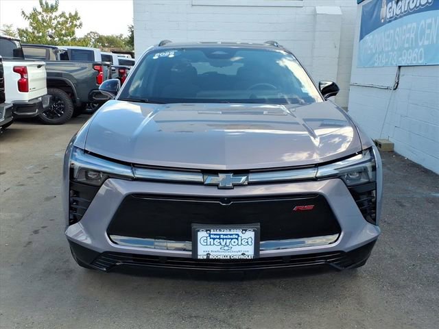Used 2025 Chevrolet Blazer EV RS image 2