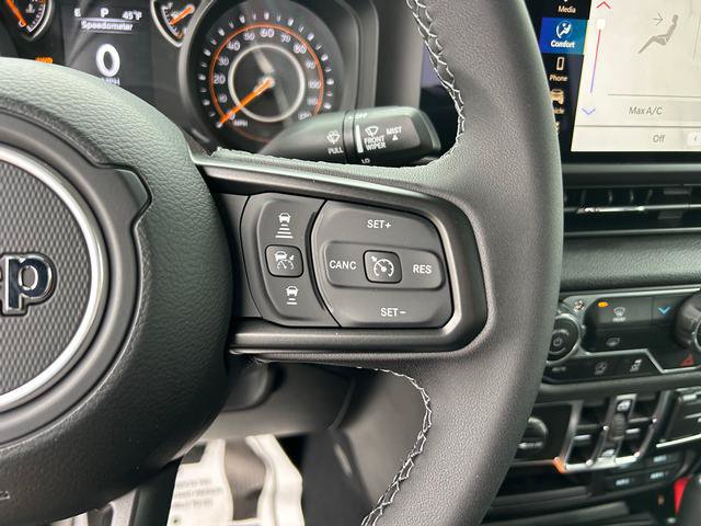 New 2025 Jeep Gladiator Sport AWD/4WD image 21