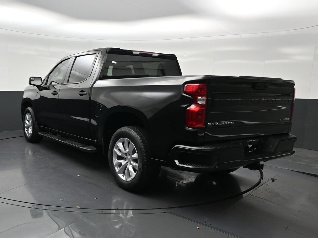 Used 2022 Chevrolet Silverado 1500 Custom RWD image 3