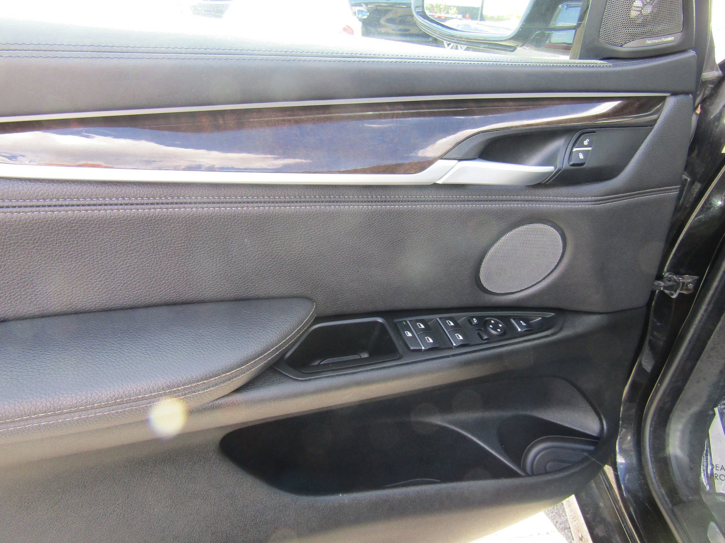 Used 2017 BMW X6 xDrive50i image 20