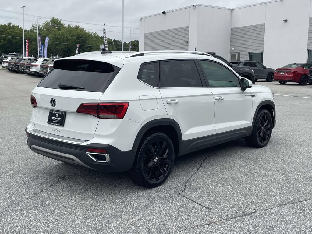 Certified 2023 Volkswagen Taos SE FWD image 8