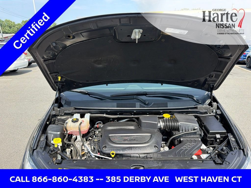 Used 2023 Chrysler Pacifica Touring-L FWD image 31