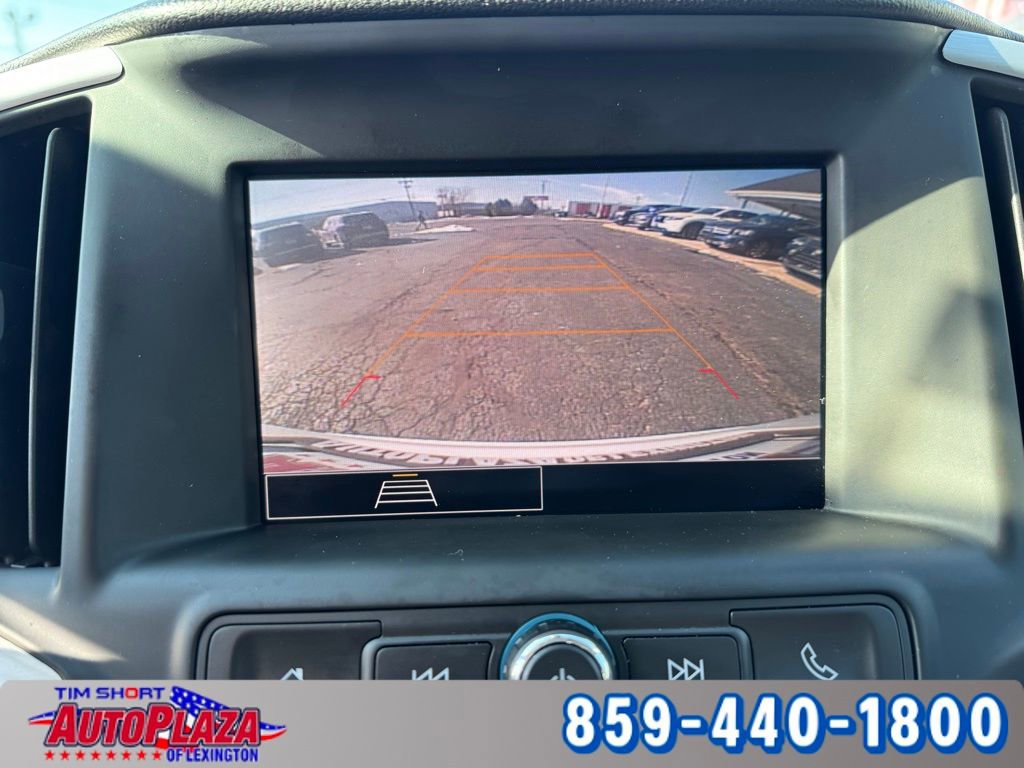 Used 2023 GMC Terrain SLE w/ Driver Convenience Package image 25