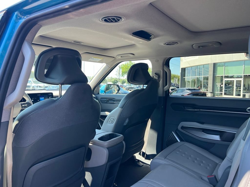Certified 2024 Kia EV9 Wind AWD/4WD image 11