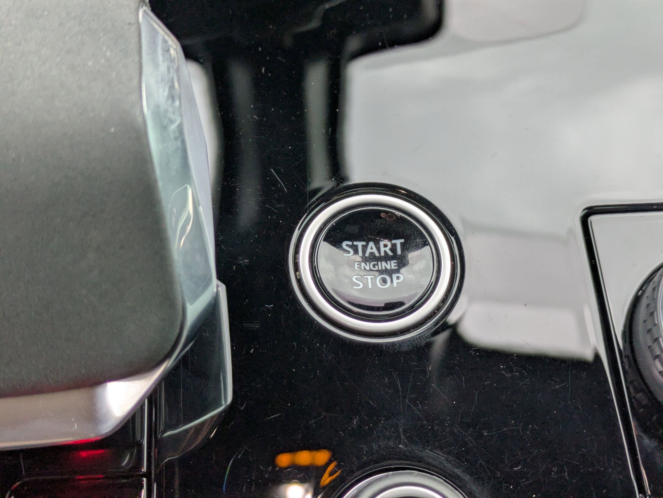 Used 2023 Land Rover Range Rover Sport SE Dynamic image 18