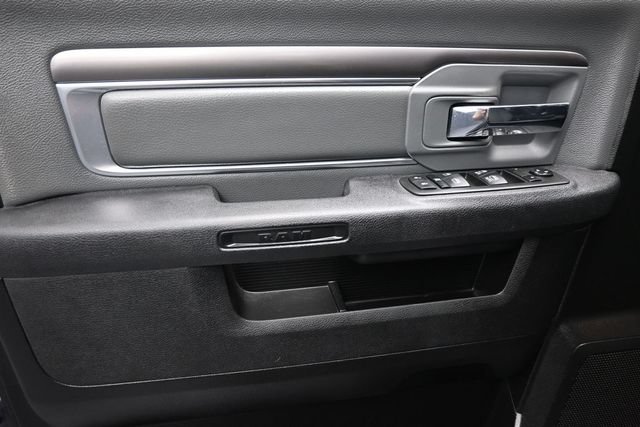Used 2021 RAM 1500 Classic SLT AWD/4WD image 8