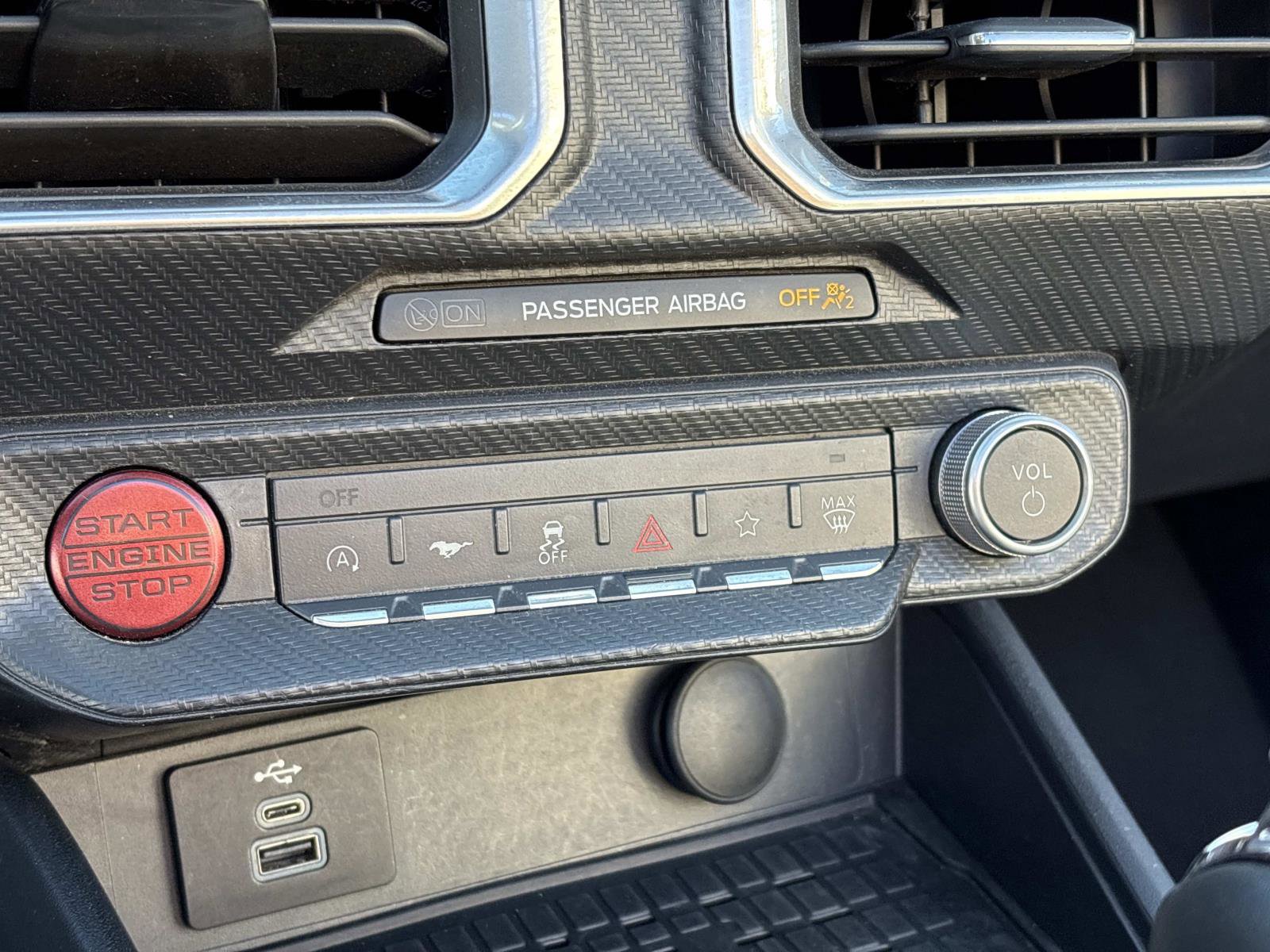 Used 2024 Ford Mustang Premium image 22