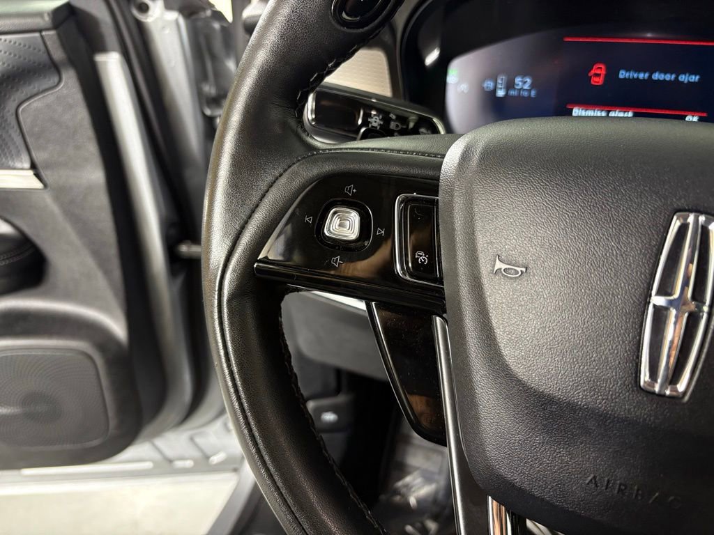 Used 2024 Lincoln Corsair Reserve w/ Equipment Group 201A image 22