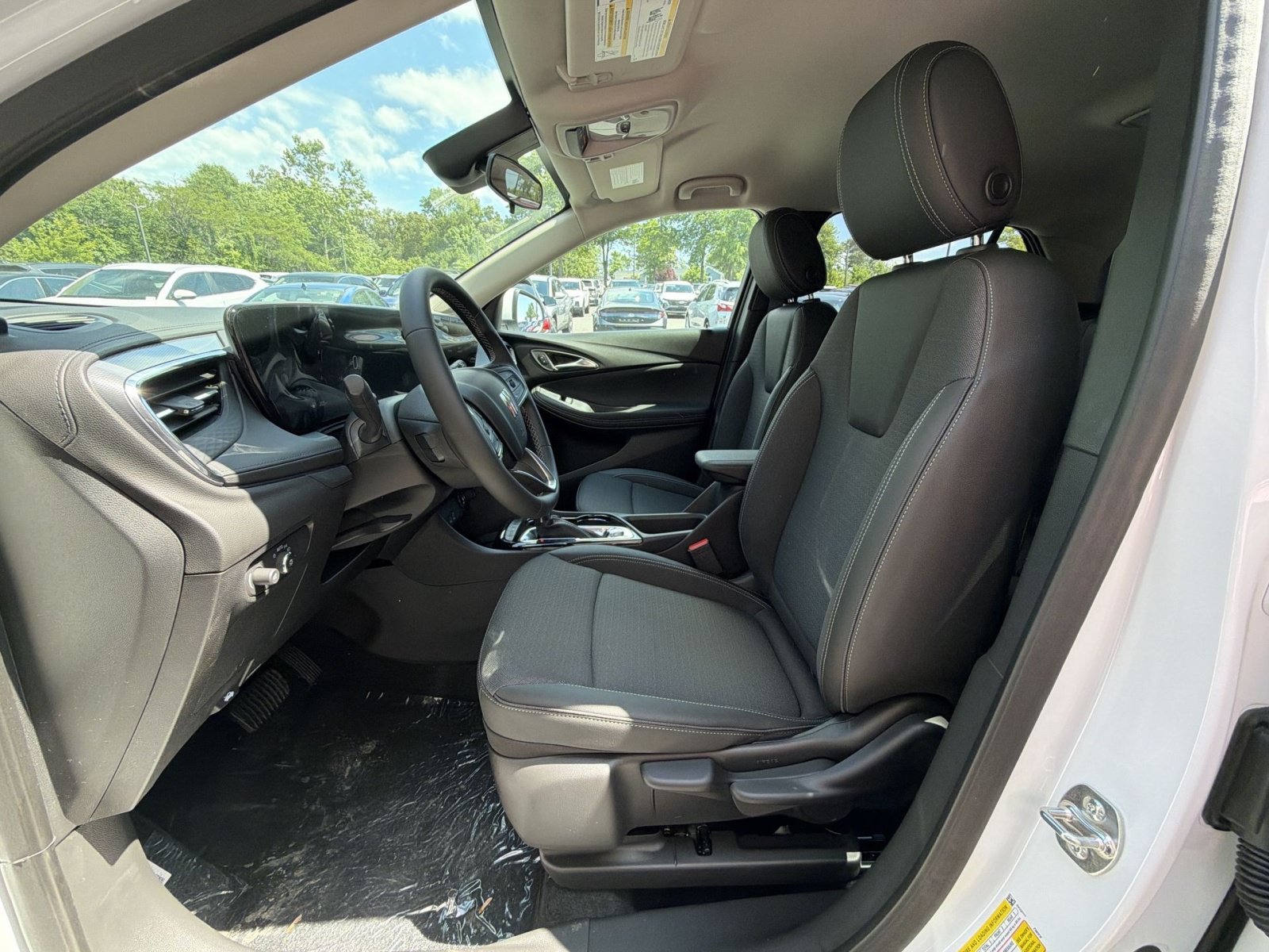 New 2026 Buick Encore GX Preferred FWD image 13