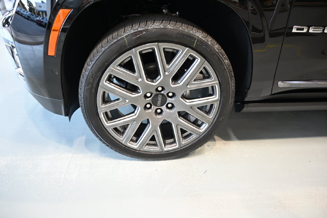 New 2026 GMC Yukon XL Denali Ultimate AWD/4WD image 37
