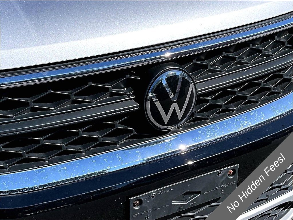 Used 2024 Volkswagen Taos SE AWD/4WD image 24