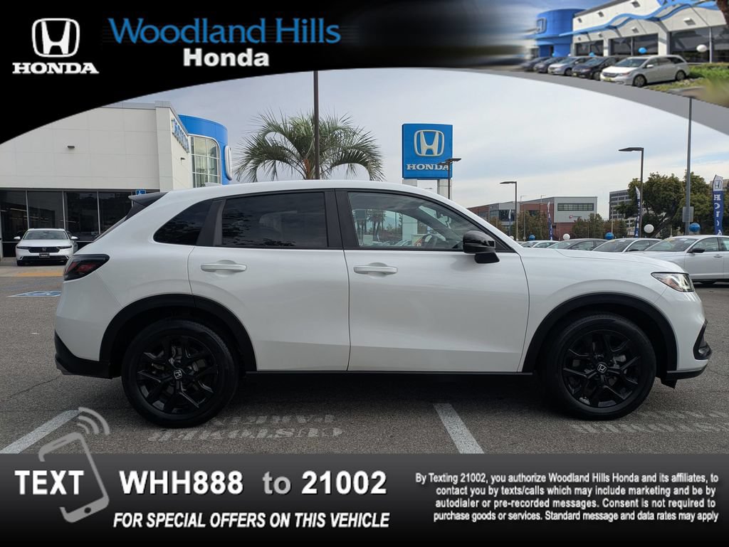 Used 2024 Honda HR-V Sport image 4