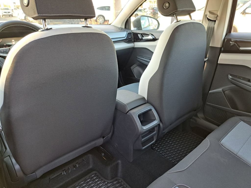 New 2026 Volkswagen Taos S image 23