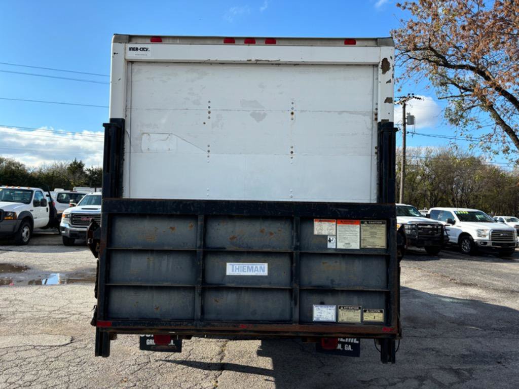 Used 2004 Ford E-350 and Econoline 350 Super Duty RWD image 5