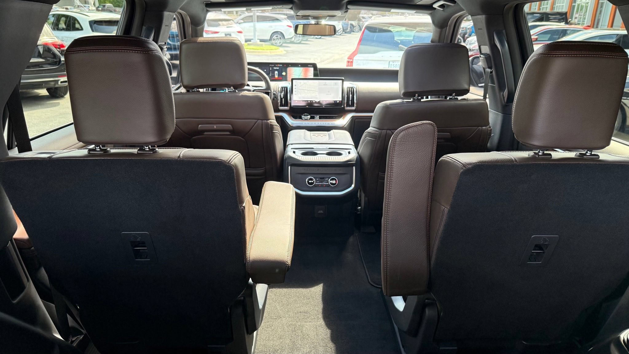 Used 2025 Ford Expedition King Ranch AWD/4WD image 39