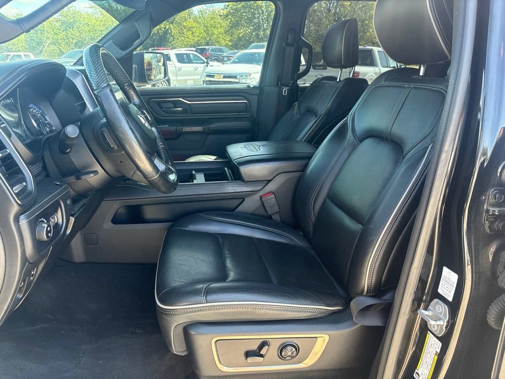 Used 2019 RAM 1500 Limited AWD/4WD image 2