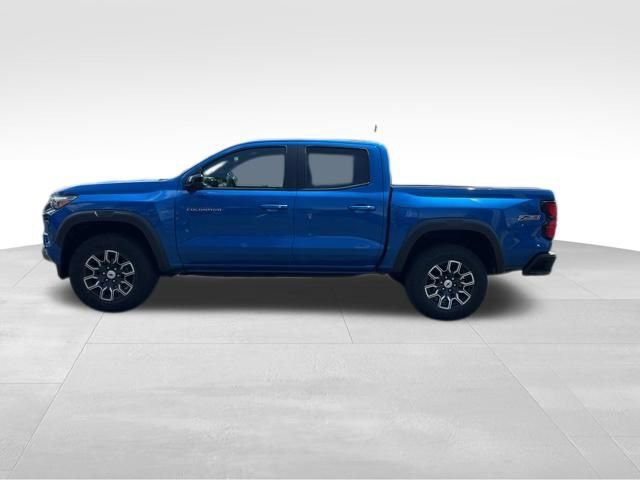 Used 2023 Chevrolet Colorado Z71 w/ Z71 Convenience Package 2 AWD/4WD image 4
