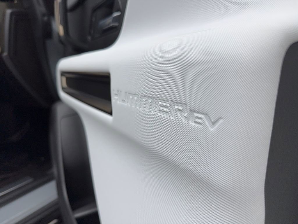 Used 2025 GMC Hummer EV 2X image 65