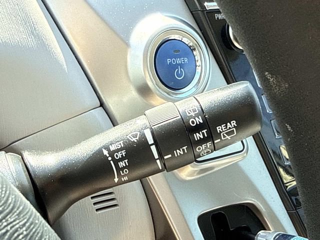 Used 2015 Toyota Prius V Three FWD image 24