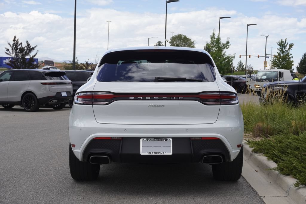 Used 2022 Porsche Macan AWD/4WD image 6
