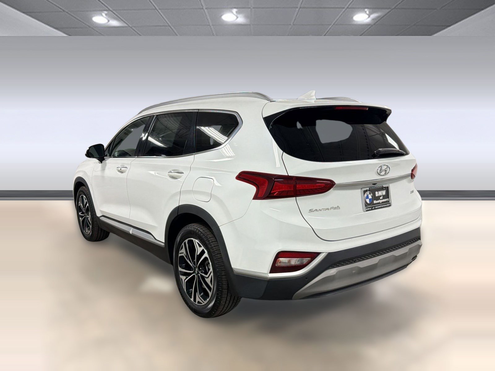 Used 2019 Hyundai Santa Fe Limited image 3