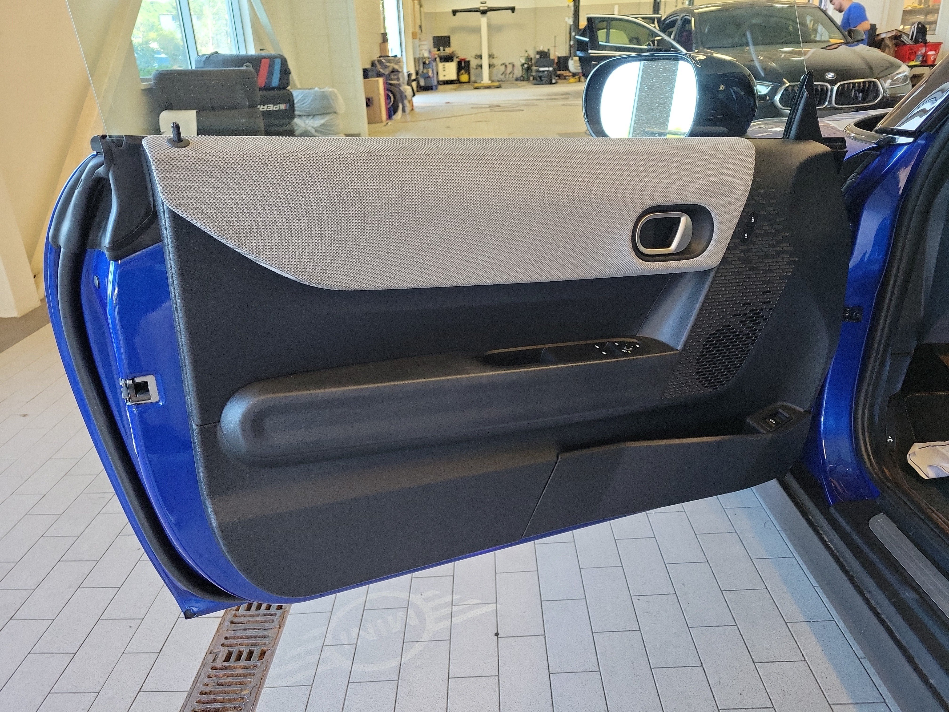 Used 2025 MINI Cooper S FWD image 15