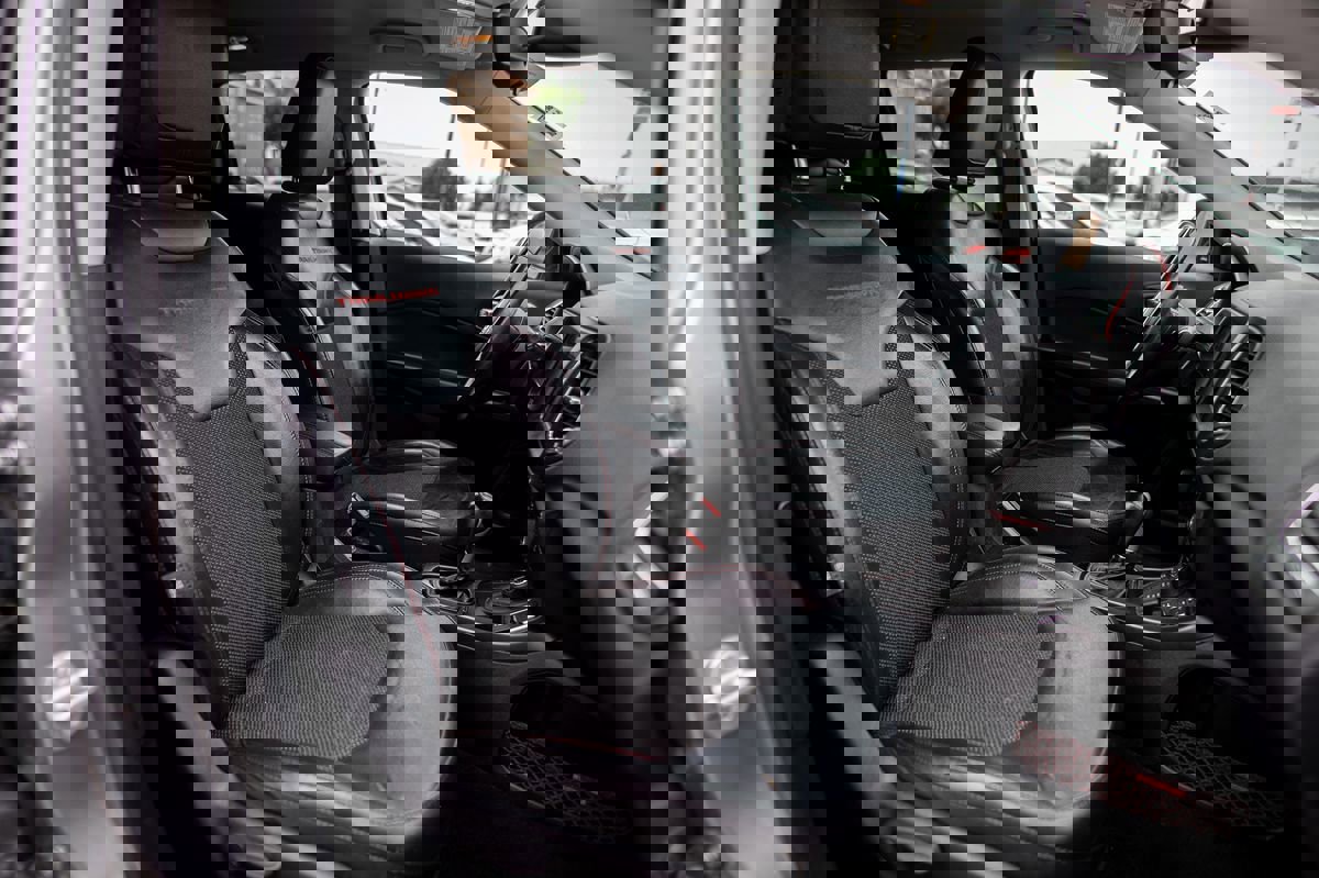 Used 2019 Jeep Compass Trailhawk image 15