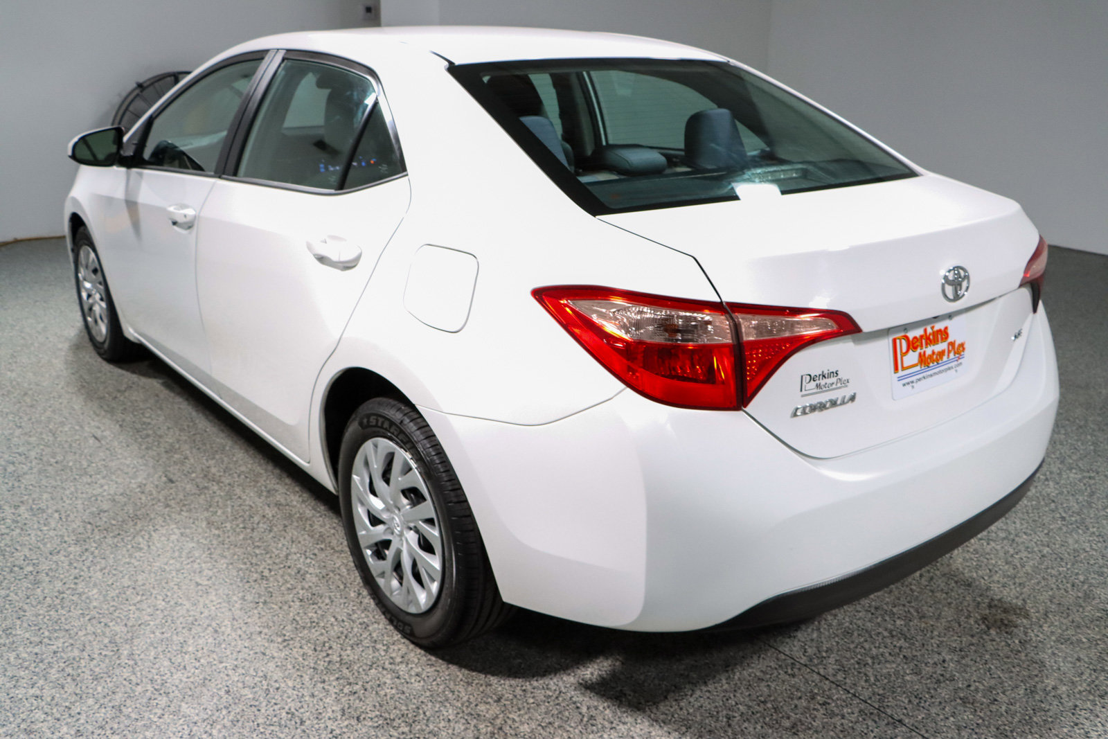Used 2019 Toyota Corolla LE image 9