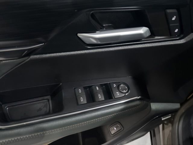 Used 2024 GMC Acadia AT4 w/ Luxury Package AWD/4WD image 15