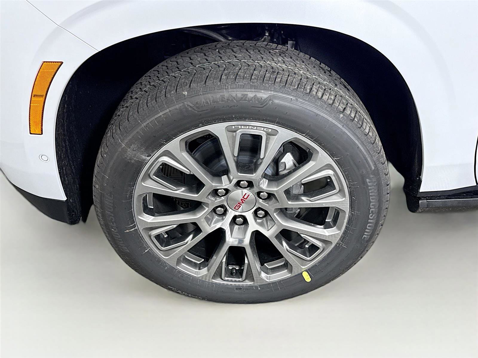 New 2026 GMC Yukon XL Denali w/ Sun & Power Step Package AWD/4WD image 27