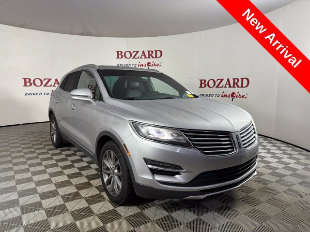 Used 2015 Lincoln MKC FWD w/ Equipment Group 101A Select image 1