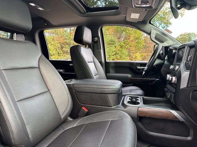 Used 2023 GMC Sierra 3500 SLT w/ SLT Premium Package AWD/4WD image 17