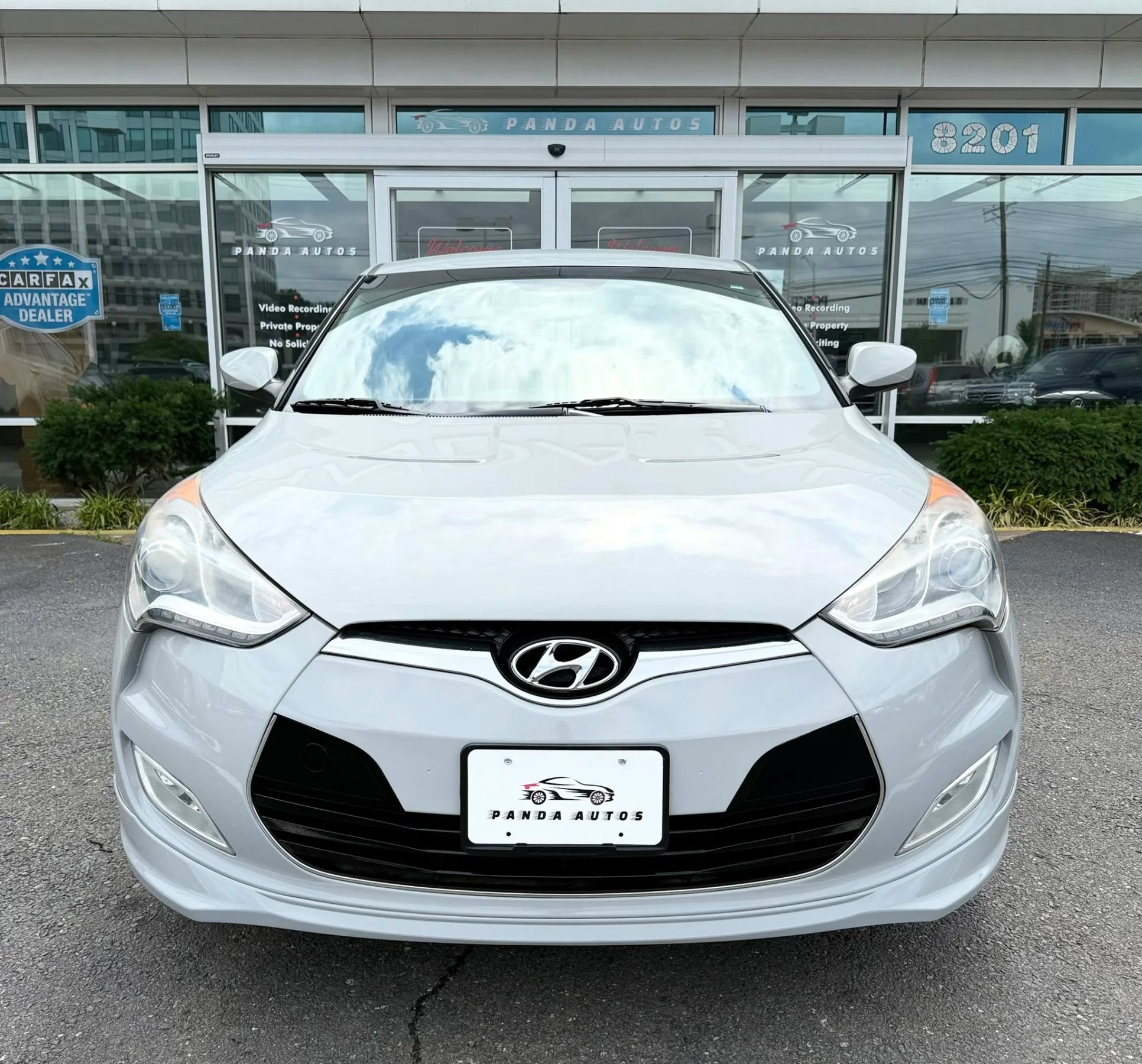 Used 2013 Hyundai Veloster RE:MIX Edition FWD image 2