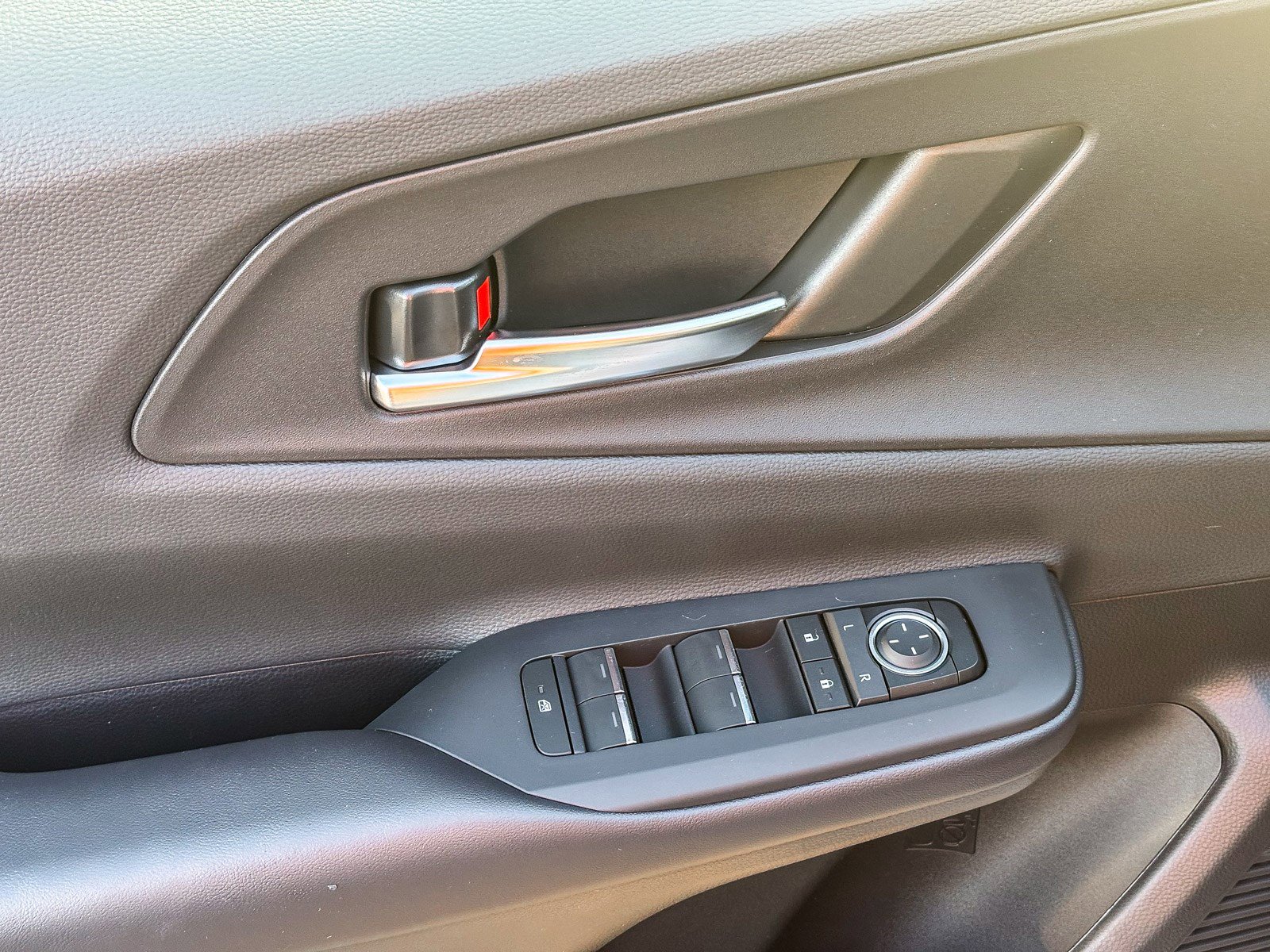 New 2026 Toyota Prius Plug-In Hybrid image 22