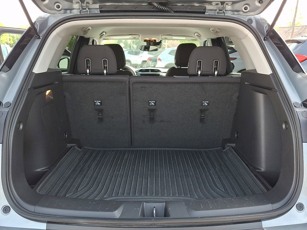 Used 2023 Chevrolet TrailBlazer LT w/ Convenience Package AWD/4WD image 32