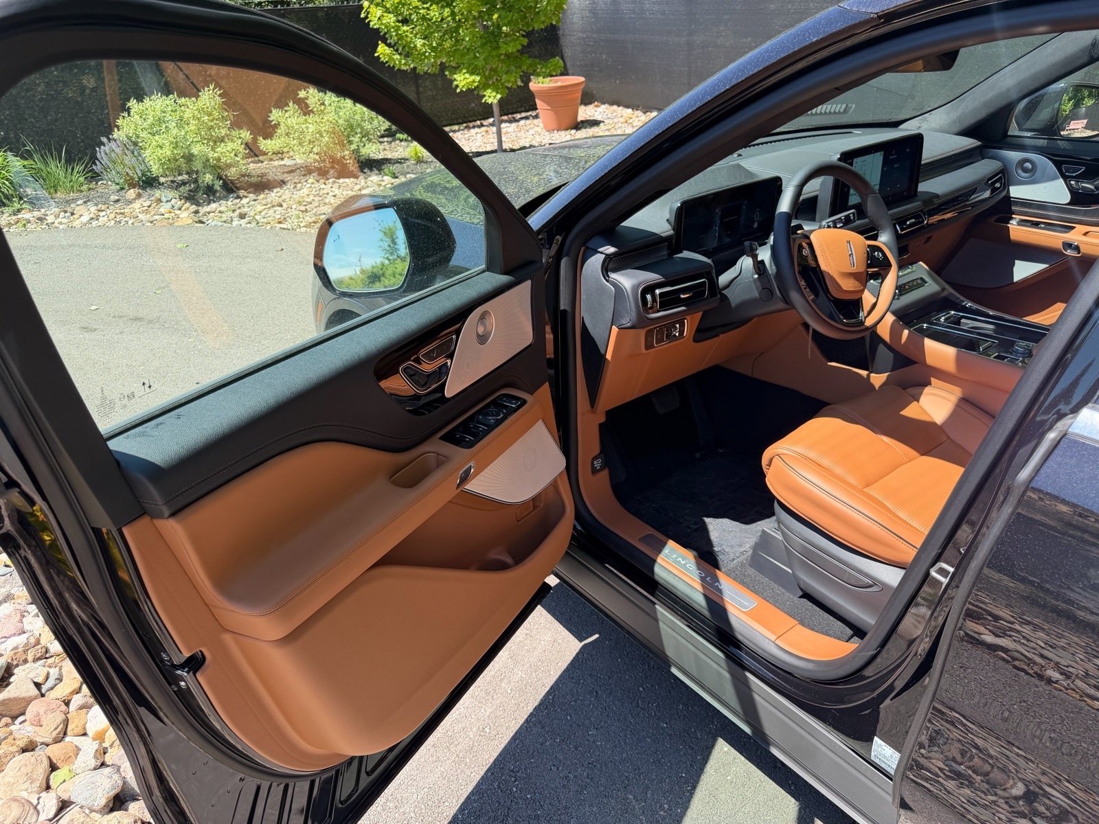 New 2026 Lincoln Aviator Black Label AWD/4WD image 24