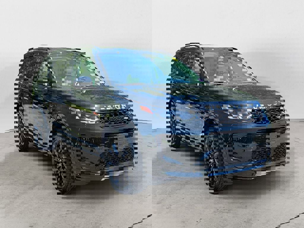New 2024 Land Rover Discovery Sport S image 8