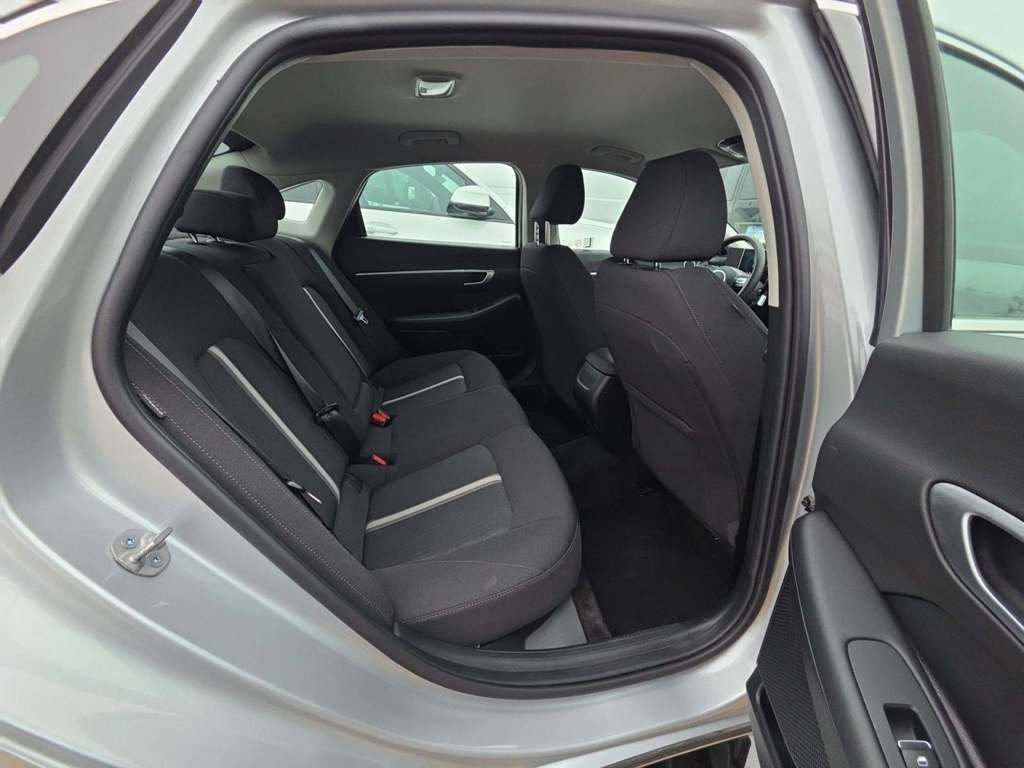 Used 2025 Hyundai Sonata SEL image 13