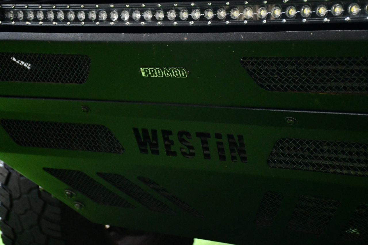 Used 2019 RAM 3500 Laramie w/ Black Appearance Package image 9