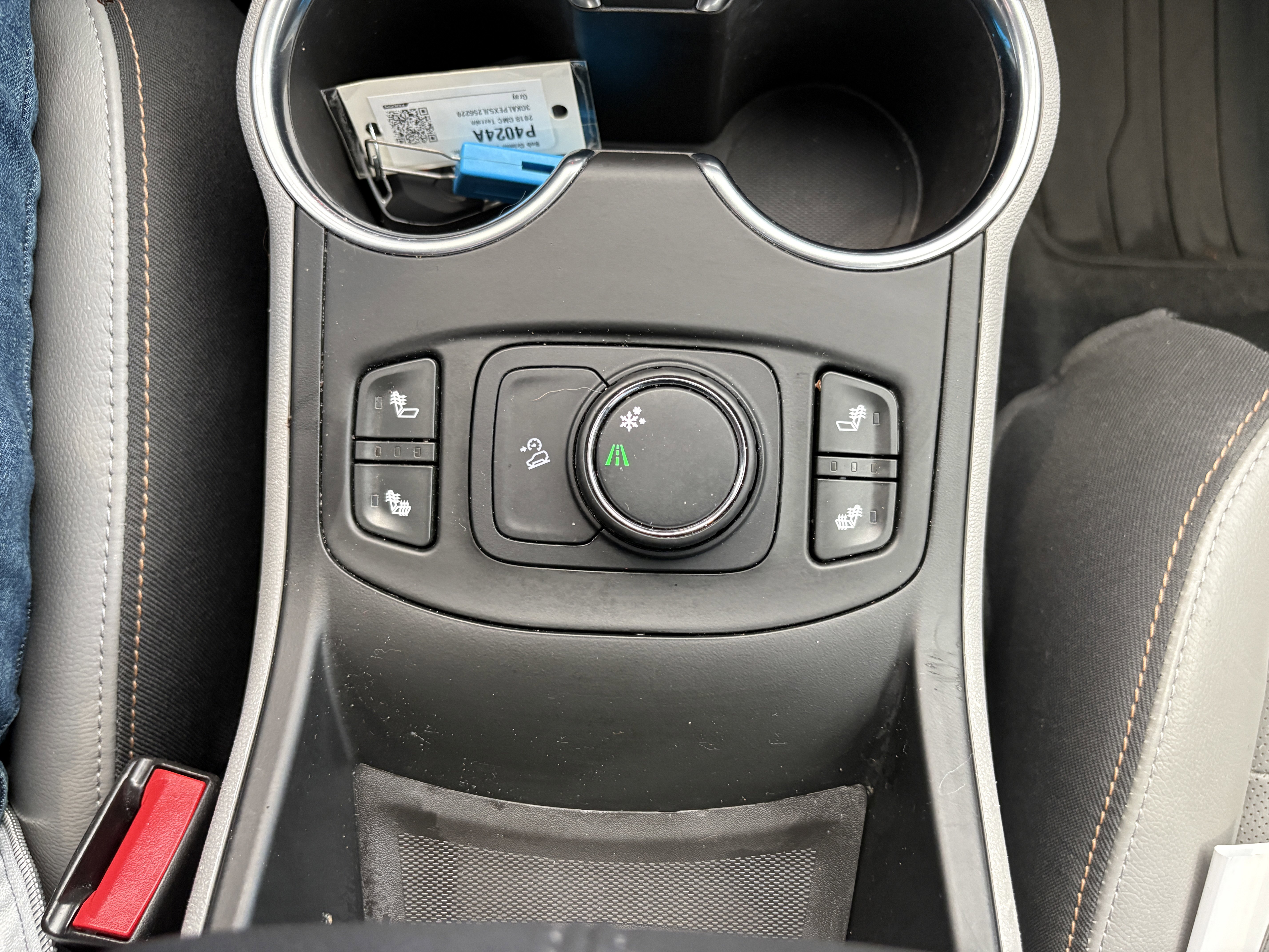 Used 2018 GMC Terrain SLT w/ Preferred Package FWD image 18