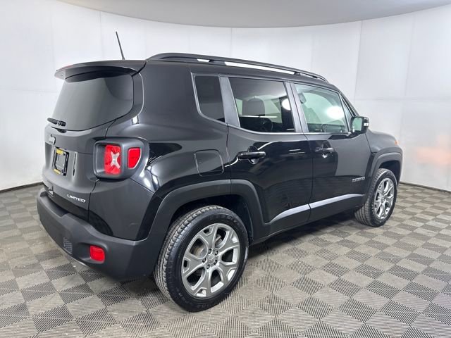 Used 2023 Jeep Renegade Limited image 3
