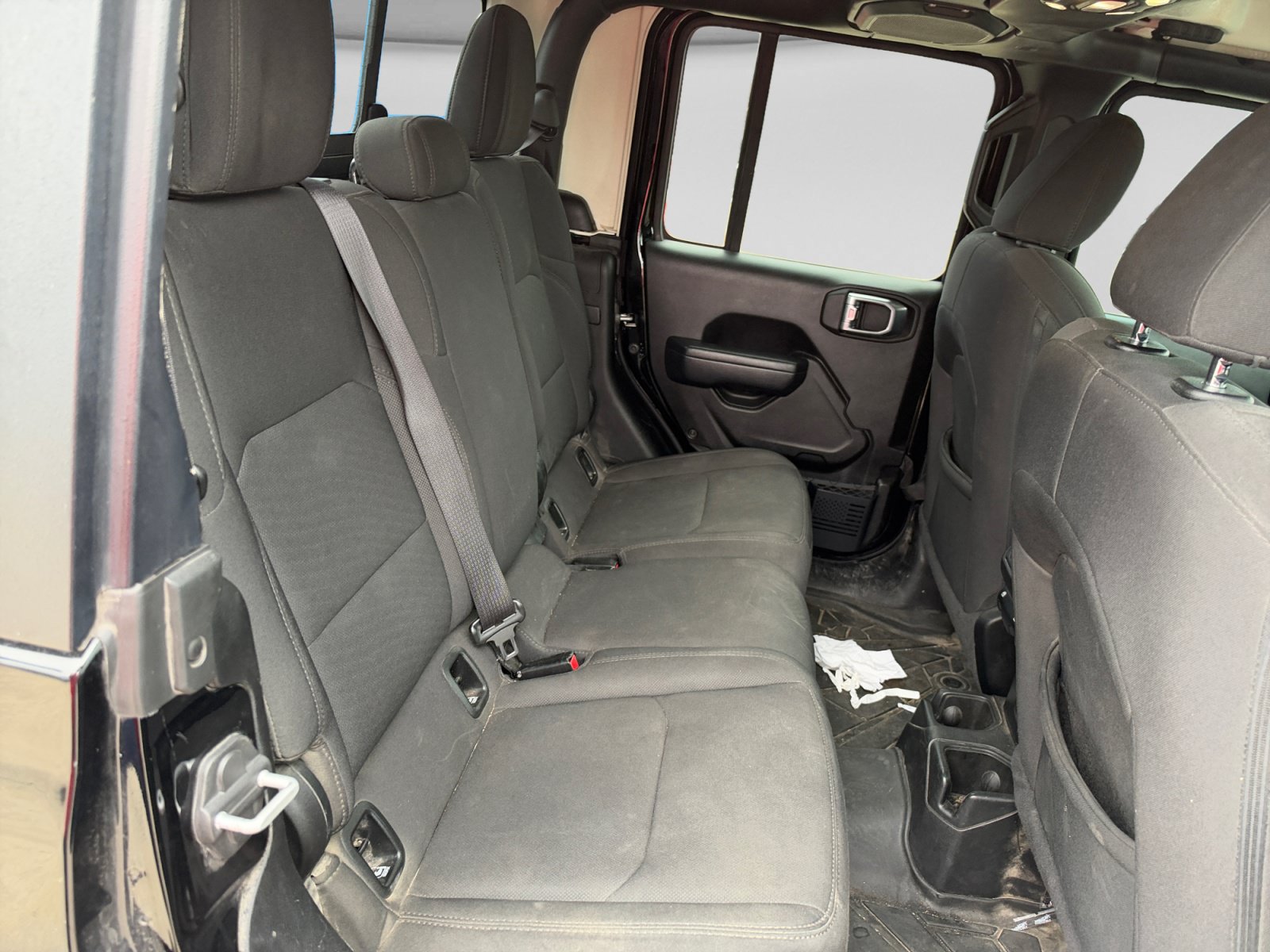 Used 2023 Jeep Gladiator Sport AWD/4WD image 19