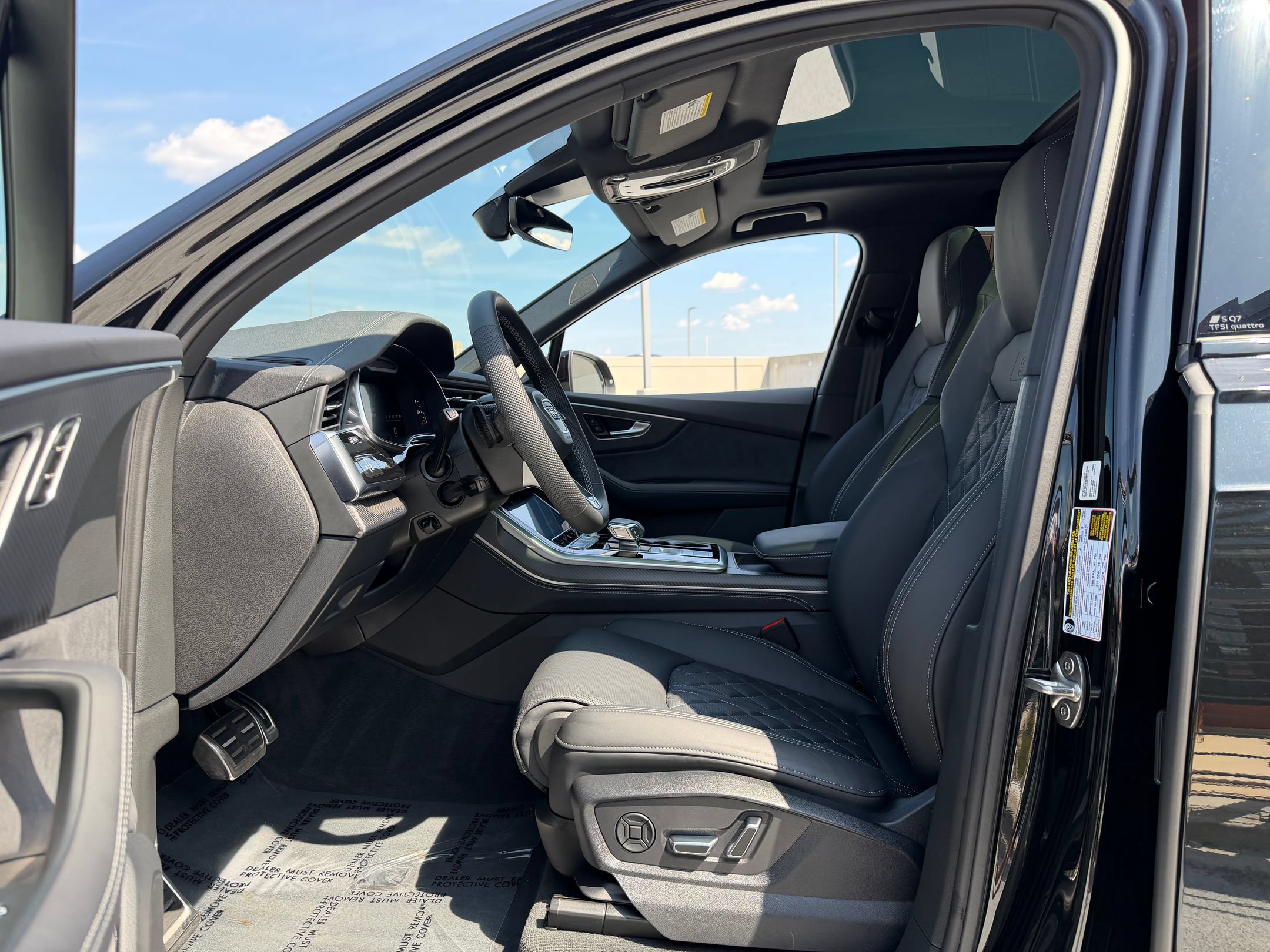 Used 2026 Audi SQ7 Premium Plus AWD/4WD image 33