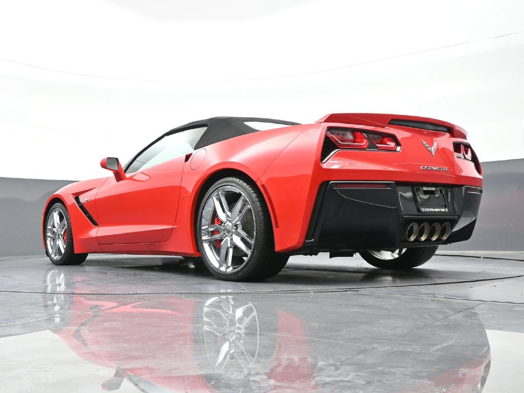 Used 2015 Chevrolet Corvette Stingray Convertible w/ 2LT Preferred Equipment Group RWD image 24