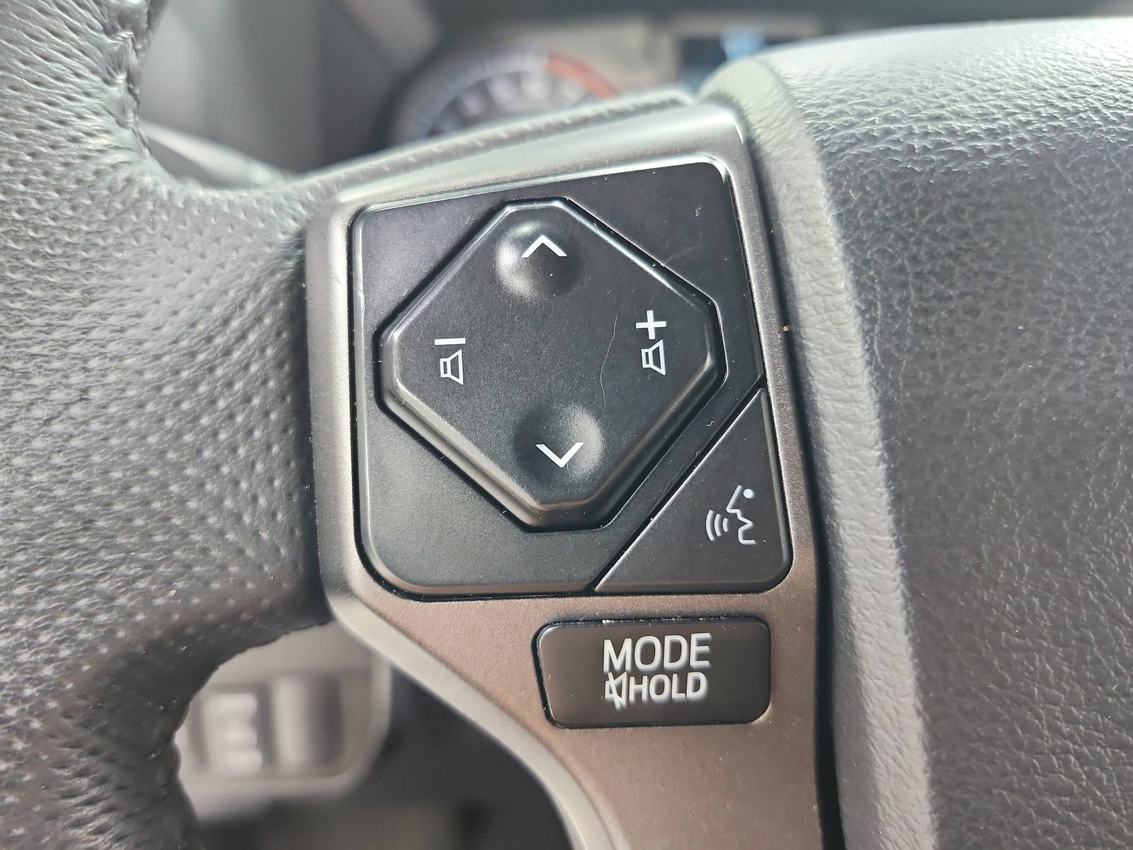 Used 2023 Toyota Tacoma TRD Sport w/ Technology Package AWD/4WD image 26