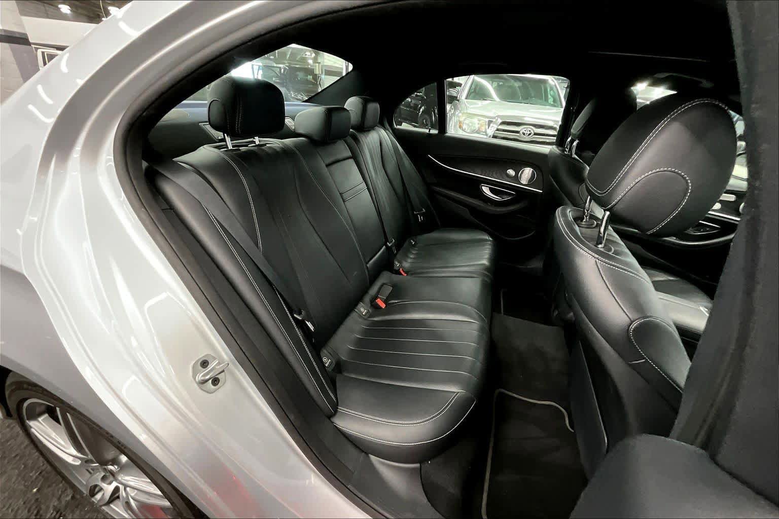 Used 2019 Mercedes-Benz E 300 image 20
