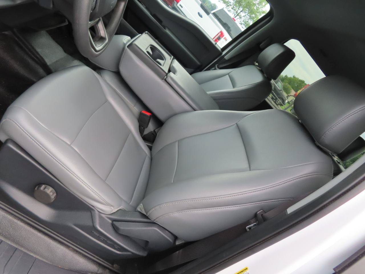 Used 2024 Ford F350 XL AWD/4WD image 29