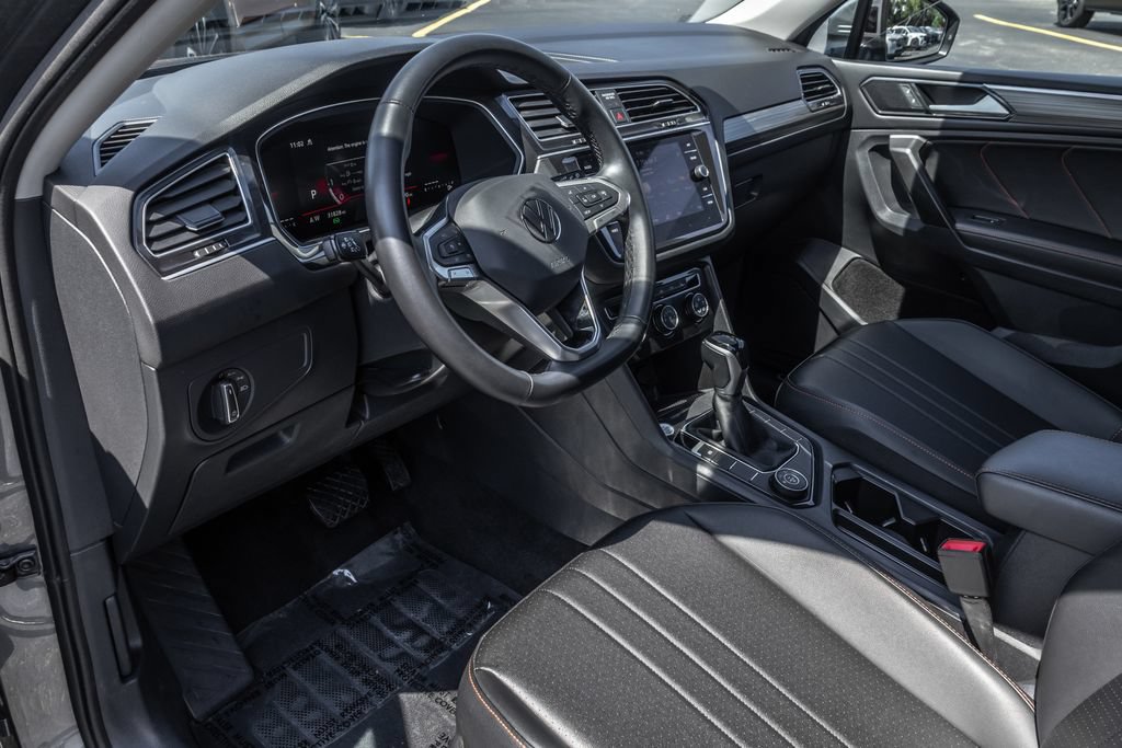 Certified 2024 Volkswagen Tiguan Wolfsburg Edition AWD/4WD image 14