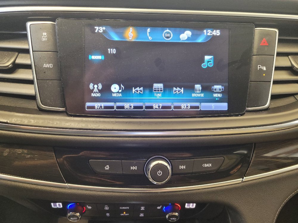 Used 2019 Buick Enclave Essence AWD/4WD image 25